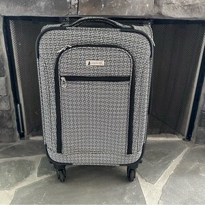 London Fog Black and White Checkered Luggage